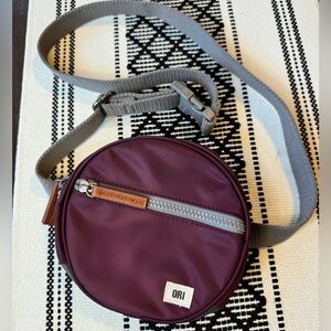 NWOT ORI London Paddington Hip Bag, Plum